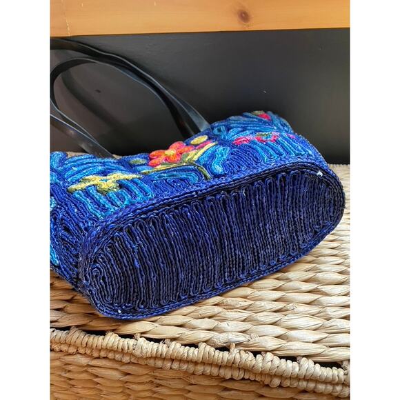 Floral Straw Bag - Picture 5 of 10